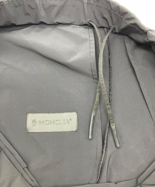 MONCLER（モンクレール）MONCLER (モンクレール) PANTALONE SPORTIVO パンツ G10912A77400 ブラック サイズ:46の古着・服飾アイテム