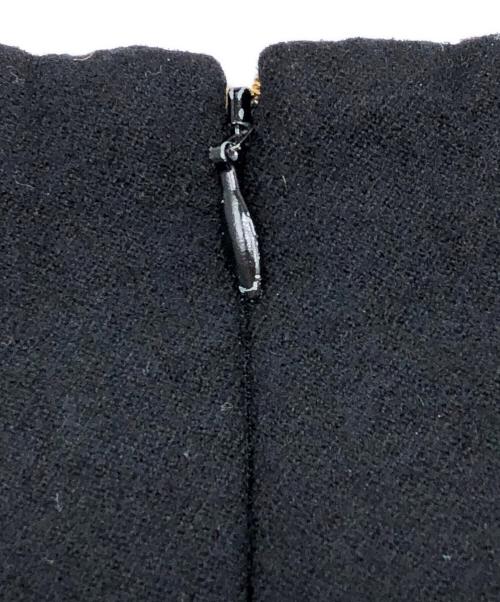 Mame Kurogouchi（マメクロゴウチ）Mame Kurogouchi (マメクロゴウチ) ディープネックノースリーブワンピース ブラック サイズ:1の古着・服飾アイテム