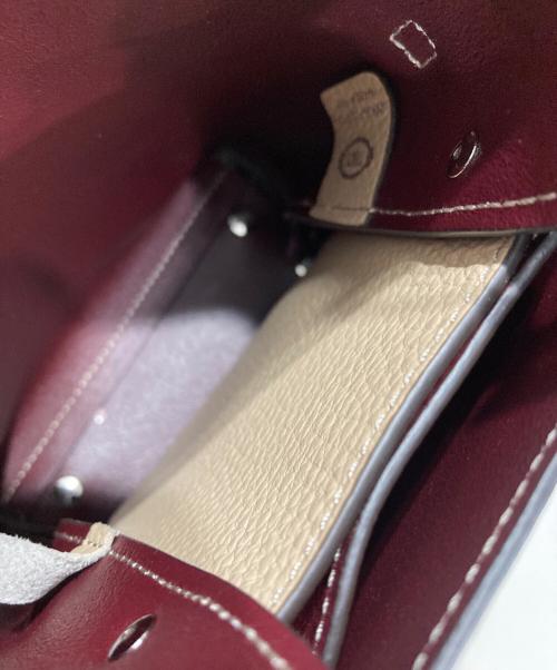 TOD'S（トッズ）TOD'S (トッズ) MICRO BAG 2WAY CREAM ロゴ Tチャーム ベージュの古着・服飾アイテム