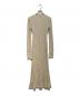 Mame Kurogouchi（マメクロゴウチ）の古着「Crew Neck Open Back Ribbed Jersey Dress　MM22SS-JS026」｜ベージュ
