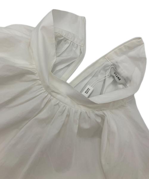 CLANE（クラネ）CLANE (クラネ) スタンドアップカラーギャザートップス ホワイト サイズ:SIZE1の古着・服飾アイテム