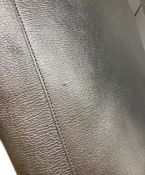 CELINE（セリーヌ）CELINE (セリーヌ) バーティカルカバ スモール シルバーの古着・服飾アイテム