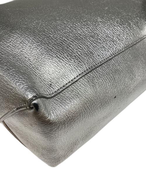 CELINE（セリーヌ）CELINE (セリーヌ) バーティカルカバ スモール シルバーの古着・服飾アイテム