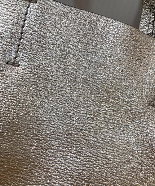 CELINE（セリーヌ）CELINE (セリーヌ) バーティカルカバ スモール シルバーの古着・服飾アイテム