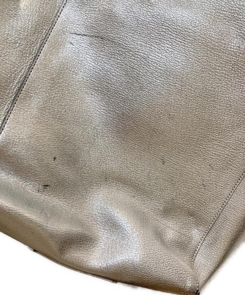 CELINE（セリーヌ）CELINE (セリーヌ) バーティカルカバ スモール シルバーの古着・服飾アイテム