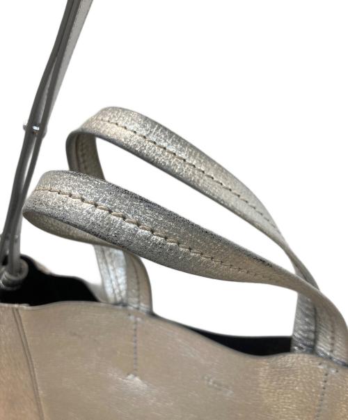 CELINE（セリーヌ）CELINE (セリーヌ) バーティカルカバ スモール シルバーの古着・服飾アイテム