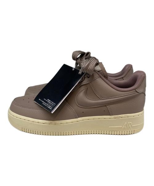 NIKE（ナイキ）NIKE (ナイキ) AIR FORCE 1 07 ブラウン サイズ:24.5 未使用品の古着・服飾アイテム