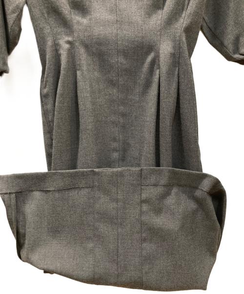 VERMEIL par iena（ヴェルメイユ パー イエナ）VERMEIL par iena (ヴェルメイユ パー イエナ) P/Ryツイルウエストシェイプ パフスリーブワンピース グレー サイズ:36の古着・服飾アイテム