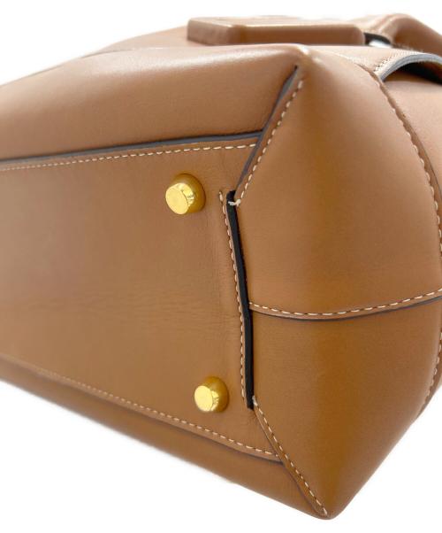 BOTTEGA VENETA（ボッテガベネタ）BOTTEGA VENETA (ボッテガベネタ) BOTTEGA VENETA/マキシイントレチャートトートバッグ ブラウンの古着・服飾アイテム