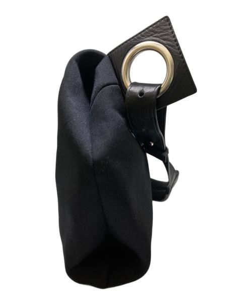 kawa-kawa（カワカワ）kawa-kawa (カワカワ) 【wet】hatomeボディバッグLサイズ ブラックの古着・服飾アイテム