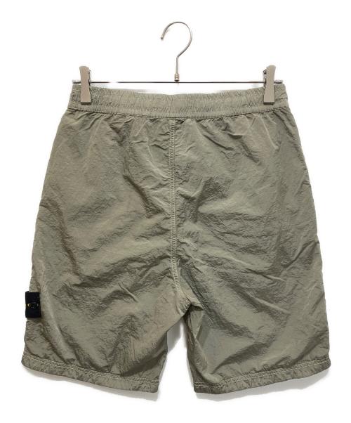 STONE ISLAND（ストーンアイランド）STONE ISLAND (ストーンアイランド) Nylon Metal Econyl ショートパンツ グレー サイズ:30の古着・服飾アイテム
