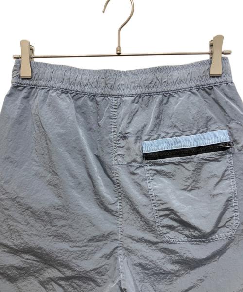 STONE ISLAND（ストーンアイランド）STONE ISLAND (ストーンアイランド) Nylon Metal Econyl ショートパンツ ブルー サイズ:29の古着・服飾アイテム