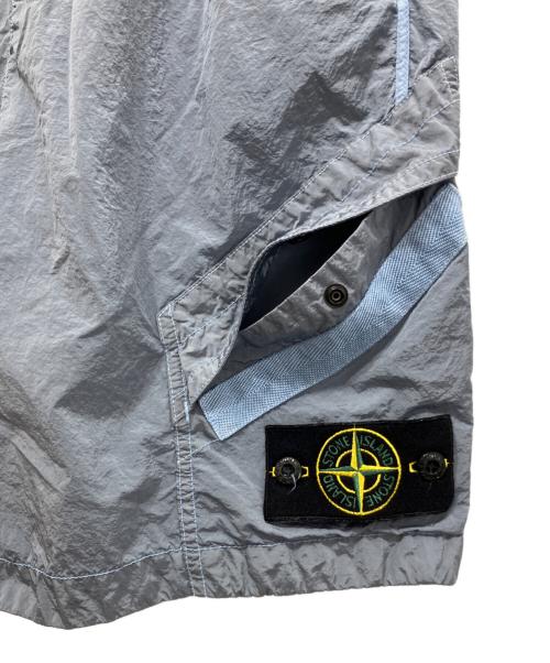 STONE ISLAND（ストーンアイランド）STONE ISLAND (ストーンアイランド) Nylon Metal Econyl ショートパンツ ブルー サイズ:29の古着・服飾アイテム