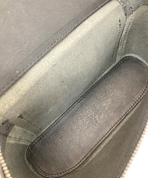 ARTS&SCIENCE（アーツアンドサイエンス）ARTS&SCIENCE (アーツアンドサイエンス) W semicylinder pouch ブラックの古着・服飾アイテム