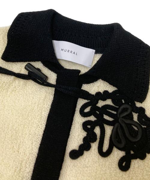 MURRAL（ミューラル）MURRAL (ミューラル) トリリウム刺繍ニットシャツカーディガン 25年モデル アイボリー×ブラック サイズ:Fの古着・服飾アイテム