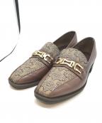 DIANAダイアナ）の古着「モノグラムスクエアビットローファー」｜ブラウン