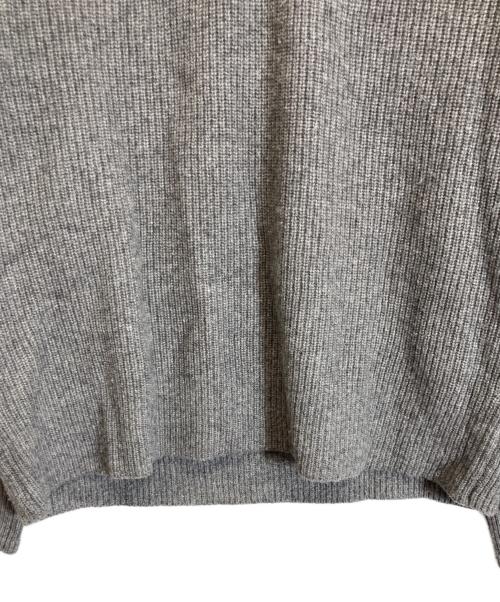 maison kitsune（メゾンキツネ）MAISON KITSUNE (メゾンキツネ) ボールドフォックスヘッド ハーフジップニット グレー サイズ:Mの古着・服飾アイテム