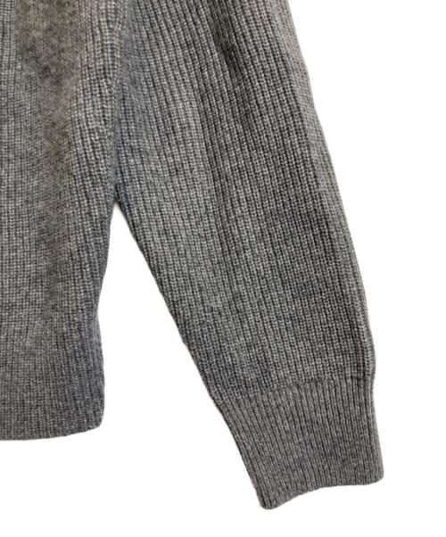 maison kitsune（メゾンキツネ）MAISON KITSUNE (メゾンキツネ) ボールドフォックスヘッド ハーフジップニット グレー サイズ:Mの古着・服飾アイテム