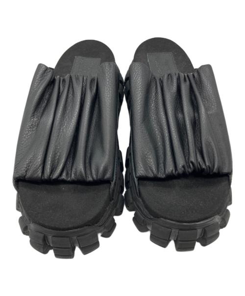 MAISON SPECIAL（メゾンスペシャル）MAISON SPECIAL (メゾンスペシャル) SPECIAL SHOES FACTORY (スペシャルシューズファクトリー) Rattling Sole Gathering Sandal ブラック サイズ:27.5の古着・服飾アイテム