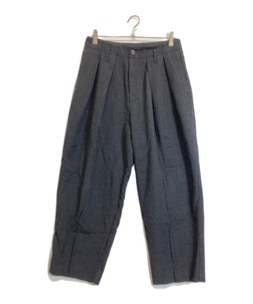 VOAAOV（ヴォアーブ）VOAAOV (ヴォアーブ) REFINE WOOL SERGE Tuck Wide Pants グレー サイズ:1の古着・服飾アイテム
