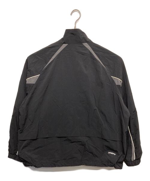 UMBRO（アンブロ）UMBRO (アンブロ) PUBLUX (パブリュクス) ナイロンジャケット ブラック サイズ:Mの古着・服飾アイテム