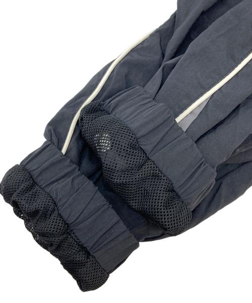 UMBRO（アンブロ）UMBRO (アンブロ) PUBLUX (パブリュクス) ナイロンジャケット ブラック サイズ:Mの古着・服飾アイテム