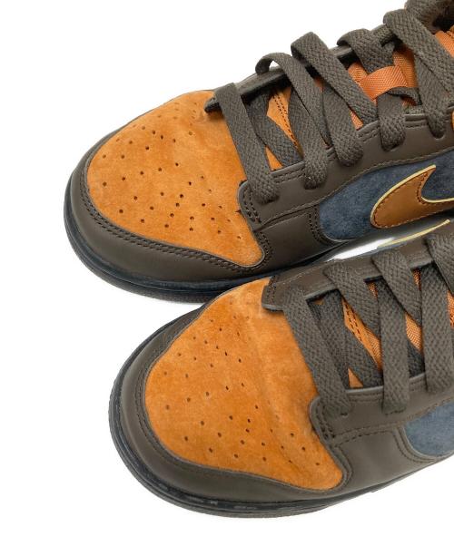 NIKE（ナイキ）NIKE (ナイキ) ローカットスニーカー ブラウン サイズ:25.5cmの古着・服飾アイテム