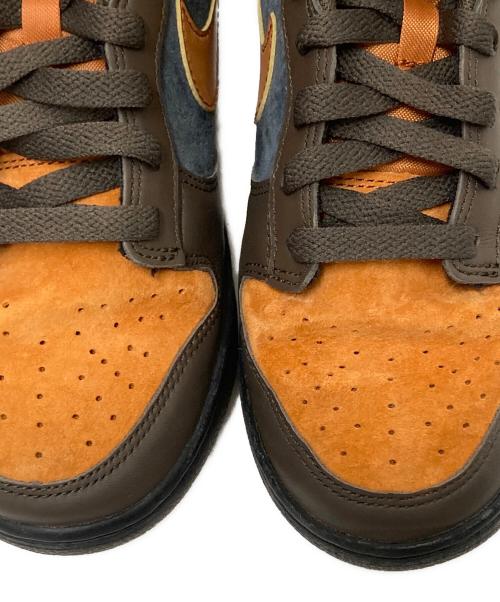 NIKE（ナイキ）NIKE (ナイキ) ローカットスニーカー ブラウン サイズ:25.5cmの古着・服飾アイテム