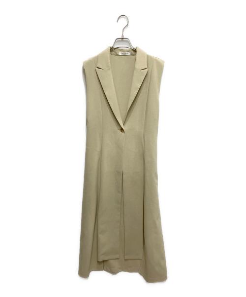 RAW FUDGE（ローファッジ）RAW FUDGE (ローファッジ) スリットデザインジレワンピース ベージュ サイズ:Mの古着・服飾アイテム