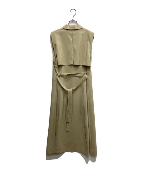 RAW FUDGE（ローファッジ）RAW FUDGE (ローファッジ) スリットデザインジレワンピース ベージュ サイズ:Mの古着・服飾アイテム