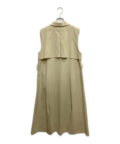 RAW FUDGE（ローファッジ）RAW FUDGE (ローファッジ) スリットデザインジレワンピース ベージュ サイズ:Mの古着・服飾アイテム