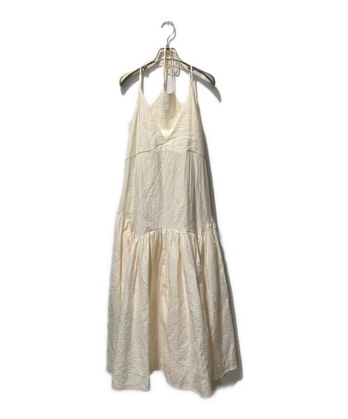 Uhr（ウーア）Uhr (ウーア) レイヤードキャミソールドレス ホワイト サイズ:36の古着・服飾アイテム