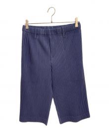HOMME PLISSE ISSEY MIYAKE（オム プリッセ イッセイ ミヤケ）の古着「TAILORED PLEATS 2 SHORTS」｜MIST BLUE