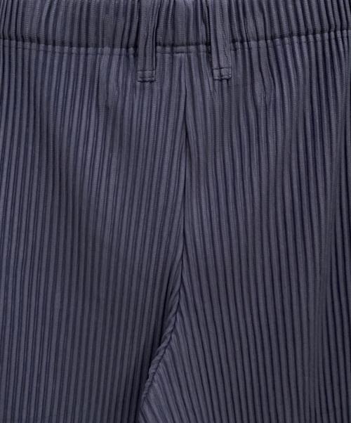HOMME PLISSE ISSEY MIYAKE（オム プリッセ イッセイ ミヤケ）HOMME PLISSE ISSEY MIYAKE (オム プリッセ イッセイ ミヤケ) TAILORED PLEATS 2 SHORTS MIST BLUE サイズ:2の古着・服飾アイテム