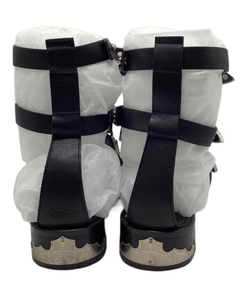 TOGA PULLA（トーガ プルラ）TOGA PULLA (トーガ プルラ) メタルパーツグラディエーターサンダル ブラック サイズ:37の古着・服飾アイテム