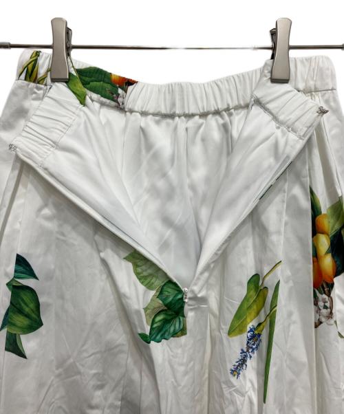 CADUNE（カデュネ）CADUNE (カデュネ) グリーンコットンスカート ホワイト サイズ:34の古着・服飾アイテム