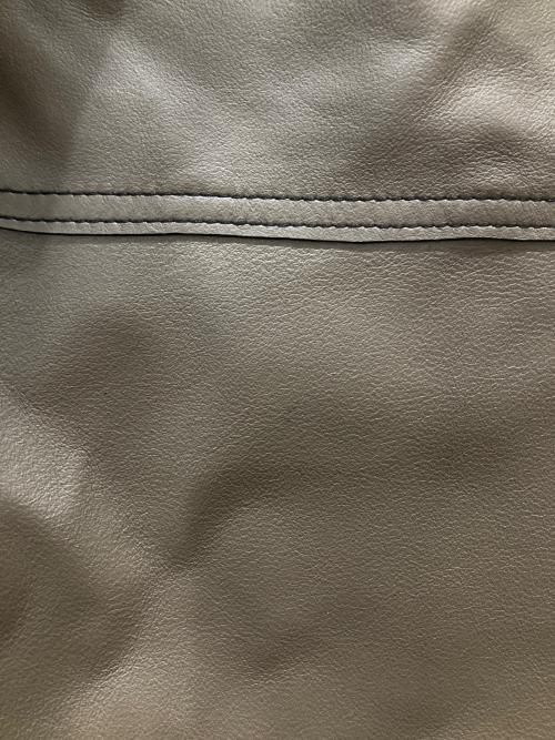 MOTOMACHI Zelal（モトマチゼラール）MOTOMACHI Zelal (モトマチゼラール) リバーシブルレザーコート ブラック×グレー サイズ:9ARの古着・服飾アイテム