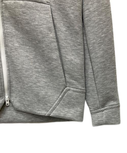 MAMMUT（マムート）MAMMUT (マムート) Dyno 2.0 ML Hooded Jacket グレー サイズ:Mの古着・服飾アイテム