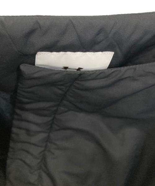 UNITED ARROWS（ユナイテッドアローズ）UNITED ARROWS (ユナイテッドアローズ) UNDER ARMOUR (アンダーアーマー) パディング テントライン ブルゾン ブラック サイズ:XLの古着・服飾アイテム