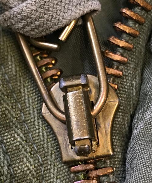 VINTAGE MILITARY（ヴィンテージ ミリタリー）VINTAGE MILITARY (ヴィンテージ ミリタリー) M-65モッズコート カーキ サイズ:Sの古着・服飾アイテム