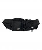 PRADAプラダ）の古着「ナイロンボディーバッグ」｜ブラック