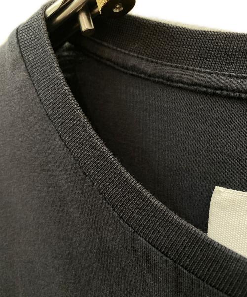 MM6 Maison Margiela（エムエムシックスメゾンマルジェラ）MM6 Maison Margiela (エムエムシックスメゾンマルジェラ) UNDER CONSTRUCTION SHORT SLEEVE T-SHIRT ブラック サイズ:XSの古着・服飾アイテム