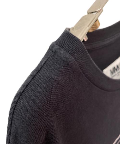 MM6 Maison Margiela（エムエムシックスメゾンマルジェラ）MM6 Maison Margiela (エムエムシックスメゾンマルジェラ) UNDER CONSTRUCTION SHORT SLEEVE T-SHIRT ブラック サイズ:XSの古着・服飾アイテム