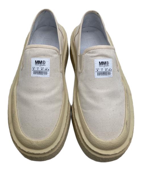 MM6 Maison Margiela（エムエムシックスメゾンマルジェラ）MM6 Maison Margiela (エムエムシックスメゾンマルジェラ) ボリュームソール キャンバススリッポン アイボリー サイズ:41の古着・服飾アイテム