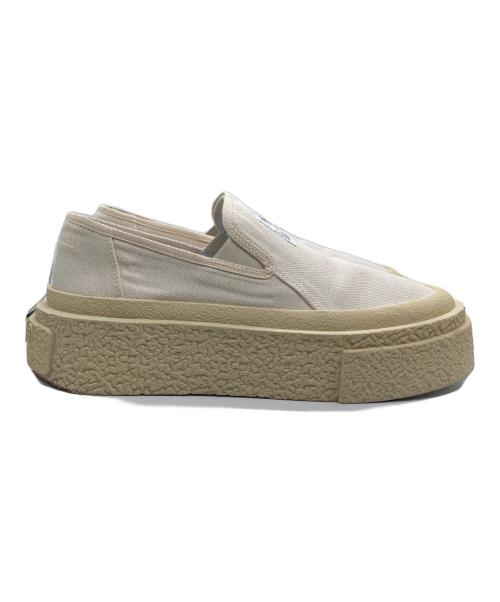 MM6 Maison Margiela（エムエムシックスメゾンマルジェラ）MM6 Maison Margiela (エムエムシックスメゾンマルジェラ) ボリュームソール キャンバススリッポン アイボリー サイズ:41の古着・服飾アイテム