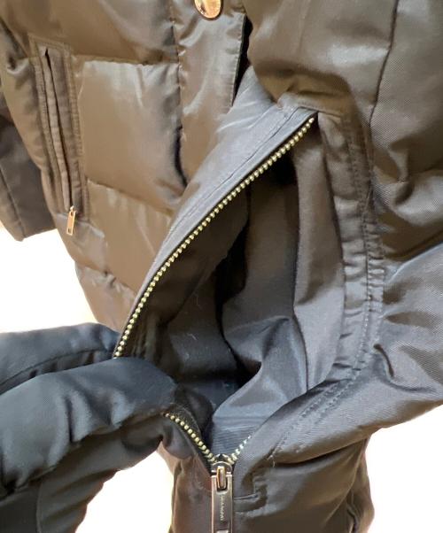 BURBERRY LONDON（バーバリーロンドン）BURBERRY LONDON (バーバリーロンドン) フォックスファー付ダウンコート ブラック サイズ:Mの古着・服飾アイテム