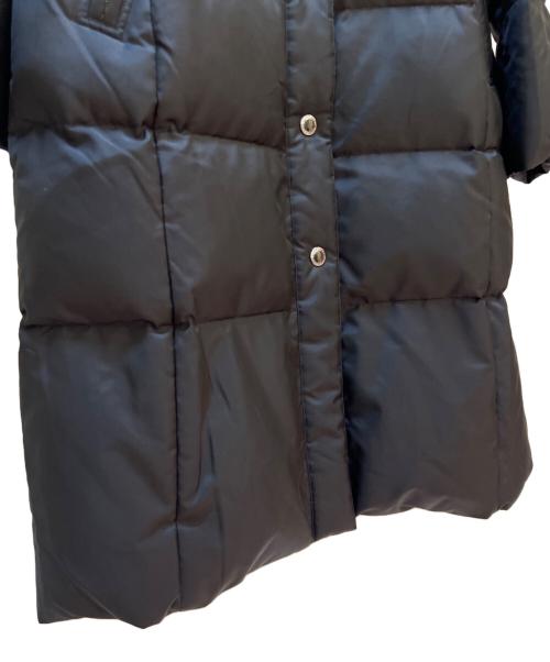 BURBERRY LONDON（バーバリーロンドン）BURBERRY LONDON (バーバリーロンドン) フォックスファー付ダウンコート ブラック サイズ:Mの古着・服飾アイテム