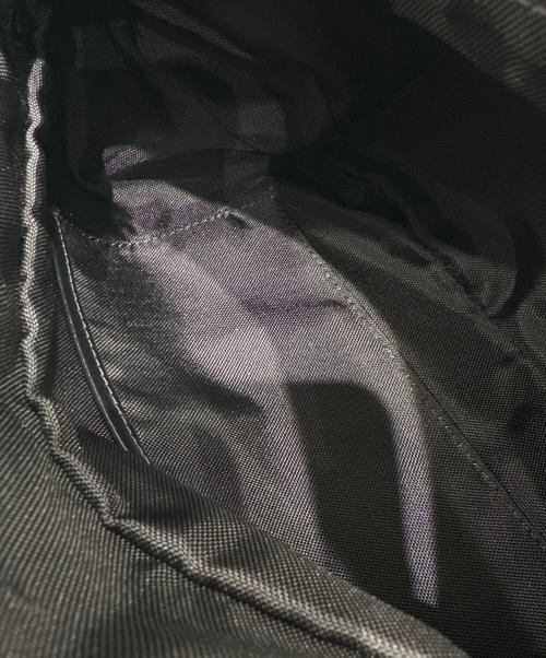 CELINE（セリーヌ）CELINE (セリーヌ) Large Zipped Belt Bag/トレッキング ベルトバッグ/ボディバッグ ブラックの古着・服飾アイテム