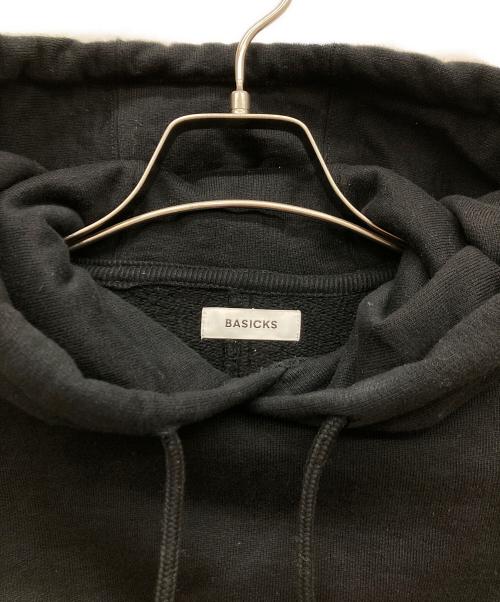 BASICKS（ベイシックス）BASICKS (ベイシックス) Reconstruction Sweat Hoodie ブラック サイズ:Mの古着・服飾アイテム