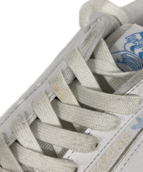 adidas（アディダス）adidas (アディダス) スニーカー ホワイト サイズ:26.5の古着・服飾アイテム